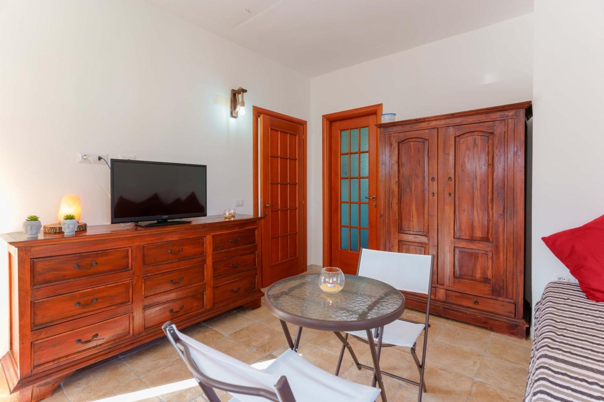 Villa Wunjo Iun R3267 La Maddalena  Exterior photo